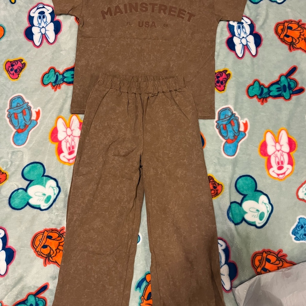 Kids Main Street Disney outfit